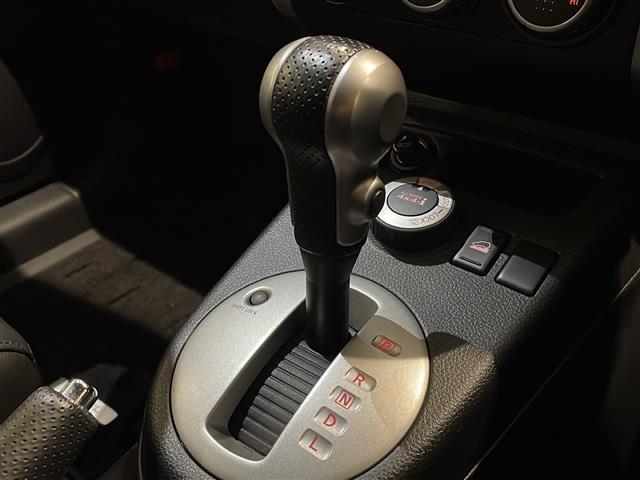 エクストレイル 20X ワンオーナー ALL MODE 4x4-i ヨーモーメントコントロール ヒルディセントコントロール ヒルスタートアシスト ビークルダイナミクスコントロール 社外AVナビゲーション(9枚目)