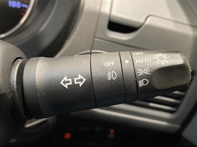 エクストレイル 20X ワンオーナー ALL MODE 4x4-i ヨーモーメントコントロール ヒルディセントコントロール ヒルスタートアシスト ビークルダイナミクスコントロール 社外AVナビゲーション(11枚目)