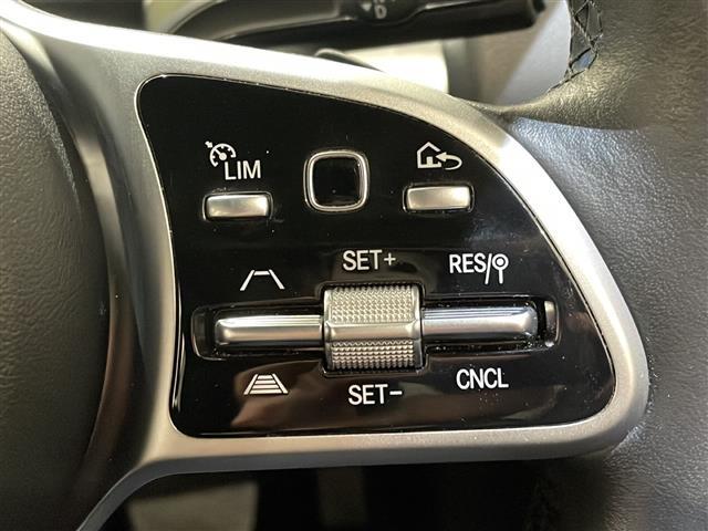 ＧＬＢ ＧＬＢ２００ｄ　４マチック　ナビゲーションパッケージ　テレビ機能　アクティブステアリングアシスト　レーダーセーフティパッケージ　３６０°カメラシステム　メモリー付フルパワーシート（前席）シートヒーター（前席）（7枚目）