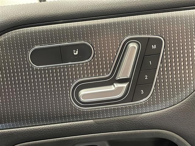 ＧＬＢ ＧＬＢ２００ｄ　４マチック　ナビゲーションパッケージ　テレビ機能　アクティブステアリングアシスト　レーダーセーフティパッケージ　３６０°カメラシステム　メモリー付フルパワーシート（前席）シートヒーター（前席）（12枚目）