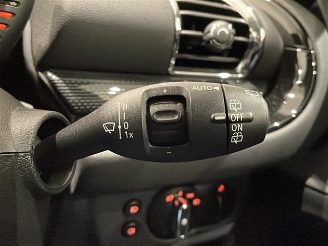 MINI クーパー クラブマン ペッパーパッケージ オートスピードコントロール装置 リア・ビュー・カメラ ナビゲーション・システム USB AUX Bluetooth接続 アイドリングストップ オートライト(12枚目)