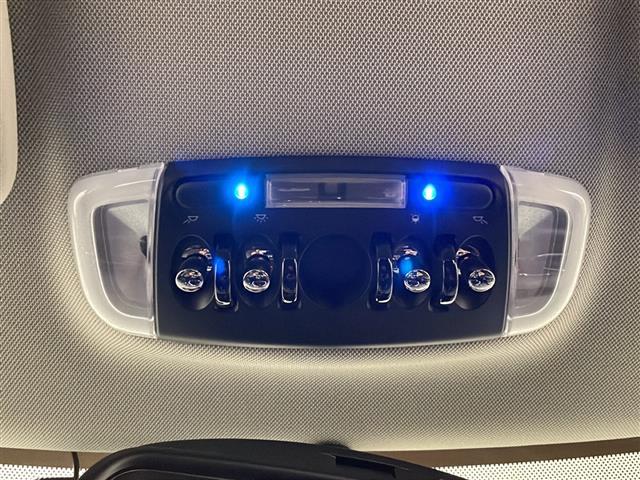 MINI クーパー クラブマン ペッパーパッケージ オートスピードコントロール装置 リア・ビュー・カメラ ナビゲーション・システム USB AUX Bluetooth接続 アイドリングストップ オートライト(18枚目)