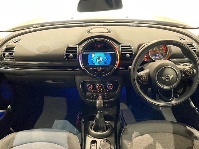 MINI クーパー クラブマン ペッパーパッケージ オートスピードコントロール装置 リア・ビュー・カメラ ナビゲーション・システム USB AUX Bluetooth接続 アイドリングストップ オートライト(21枚目)