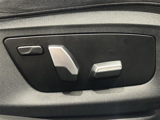 5シリーズ 523d Mスポーツ ヘッドアップディスプレイ ワイヤレスチャージング アダプティブヘッドライト アダプティブクルーズコントロール レーンキピングアシスト パワーバックドア パワーシート ドライブレコーダー ETC(10枚目)