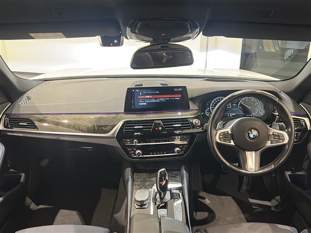 5シリーズ 523d Mスポーツ ヘッドアップディスプレイ ワイヤレスチャージング アダプティブヘッドライト アダプティブクルーズコントロール レーンキピングアシスト パワーバックドア パワーシート ドライブレコーダー ETC(23枚目)