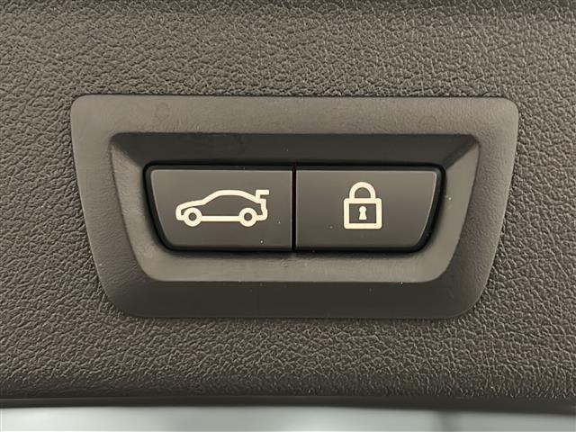 1シリーズ M135i xDrive Mスポーツシート 純正ナビ アクティブクルーズコントロール パドルシフト(4枚目)