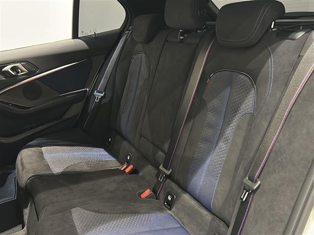 1シリーズ M135i xDrive Mスポーツシート 純正ナビ アクティブクルーズコントロール パドルシフト(6枚目)