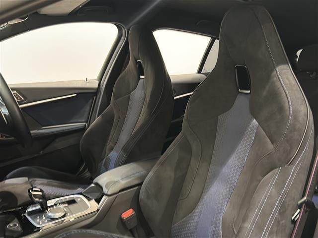 1シリーズ M135i xDrive Mスポーツシート 純正ナビ アクティブクルーズコントロール パドルシフト(10枚目)