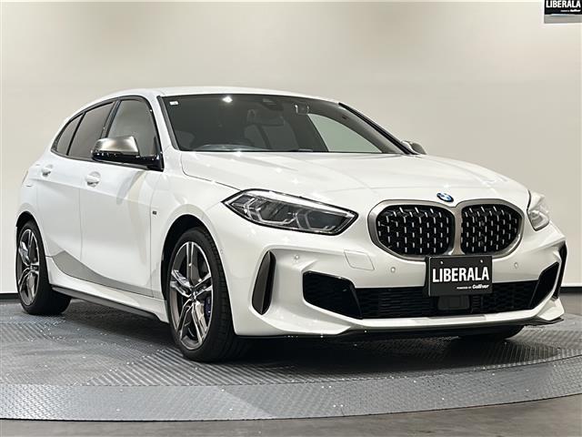 1シリーズ M135i xDrive Mスポーツシート 純正ナビ アクティブクルーズコントロール パドルシフト(30枚目)