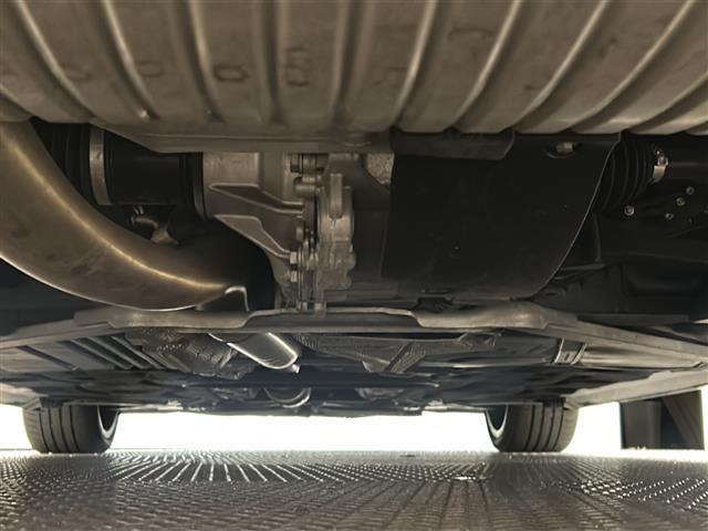 1シリーズ M135i xDrive Mスポーツシート 純正ナビ アクティブクルーズコントロール パドルシフト(37枚目)