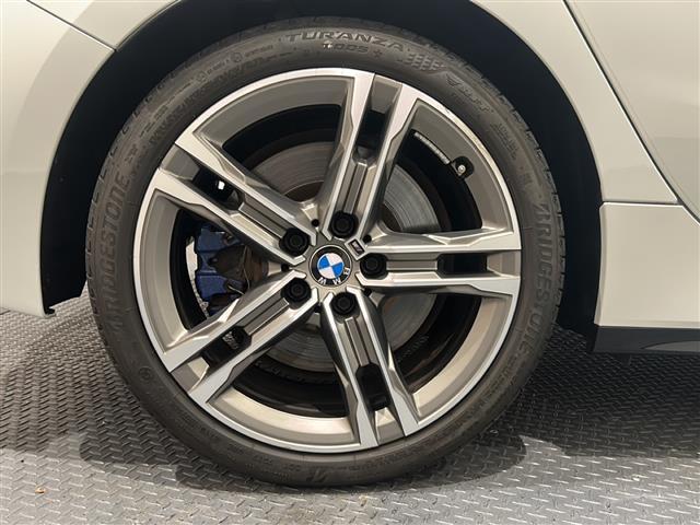 1シリーズ M135i xDrive Mスポーツシート 純正ナビ アクティブクルーズコントロール パドルシフト(40枚目)