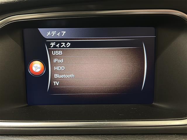 V40 クロスカントリー T3 キネティック レーンキピングアシシト ブラインドスポット・インフォメーション・システム レーン・チェンジ・マージ・エイド クロス・トラフィック・アラート LEDヘッドライト Bluetooth TV バックカメラ(21枚目)