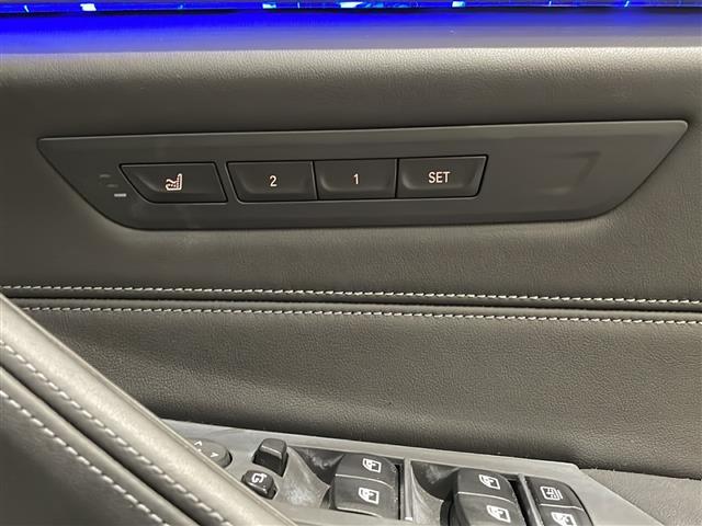 M5 M5 コンフォートパッケージ Mパフォーマンスエアロ フロントマッサージシート ステアリングホイールヒーティング HDDナビゲーションシステム CD/DVD/USB/TV/BT(19枚目)