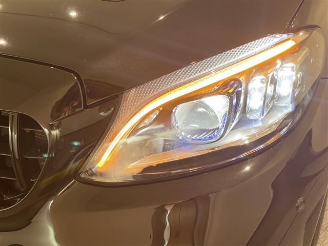 Cクラス C200 4マチックロレウスエデシンスポーツプラスP レーダーセーフティパッケージ パナメリカーナアクティブディスタンスアシストディストロニック アクティブステアリングアシスト アクティブレーンチェンジアシスト アクティブエマージェンシーストップアシスト(35枚目)