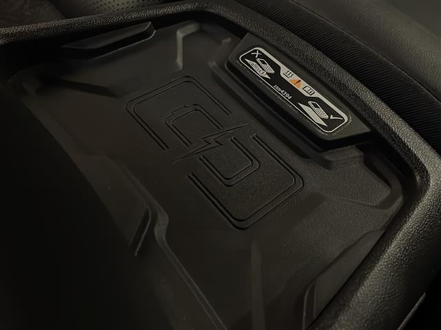 シボレーカマロ SS BOSEサウンド Bremboキャリパー マグネティックライドコントロール クァッドステンレスエキゾースト 4モードドライブセレクター(9枚目)