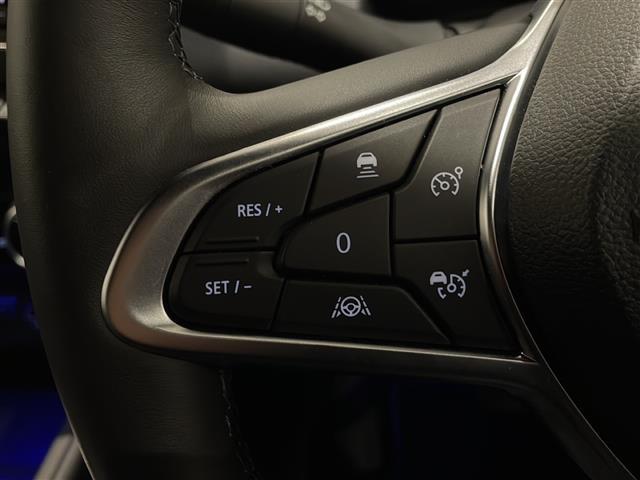 ルーテシア Ｅ－テックフルハイブリッド　レザーパック　シートヒーター　純正ディスプレイオーディオ＆ＢＴ　バックカメラ　ＥＴＣ　ドライブレコーダー　ＵＳＢポート　衝突軽減ブレーキ　レーンキープアシスト　ブランドスポットモニター（4枚目）