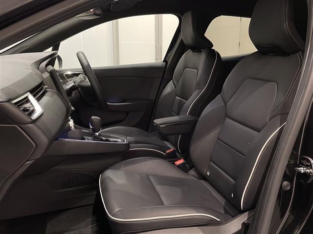 ルーテシア Ｅ－テックフルハイブリッド　レザーパック　シートヒーター　純正ディスプレイオーディオ＆ＢＴ　バックカメラ　ＥＴＣ　ドライブレコーダー　ＵＳＢポート　衝突軽減ブレーキ　レーンキープアシスト　ブランドスポットモニター（18枚目）