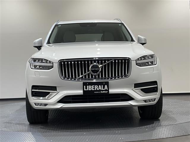 ＸＣ９０ Ｂ６　ＡＷＤ　インスクリプション　サンルーフ　フル・アクティブ・ハイビーム（ＬＥＤヘッドライト）３６０°ビューカメラ　シートベンチレーション（前席）パワーシート（全席）シートヒーター（全席）ワイヤレススマートフォンチャージ（30枚目）