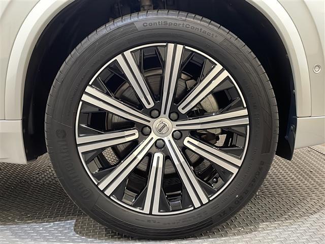 ＸＣ９０ Ｂ６　ＡＷＤ　インスクリプション　サンルーフ　フル・アクティブ・ハイビーム（ＬＥＤヘッドライト）３６０°ビューカメラ　シートベンチレーション（前席）パワーシート（全席）シートヒーター（全席）ワイヤレススマートフォンチャージ（41枚目）