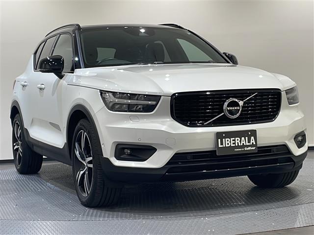 ＸＣ４０ Ｂ４　ＡＷＤ　Ｒデザイン　パノラマサンルーフ　ハーマンカードンサウンドシステム　純正ＨＤＤナビ　フルセグ／ラジオ／ＢＴ　全方位カメラ　ハンズフリー　オープニング／クロージング機構　オートクルーズコントロール（31枚目）