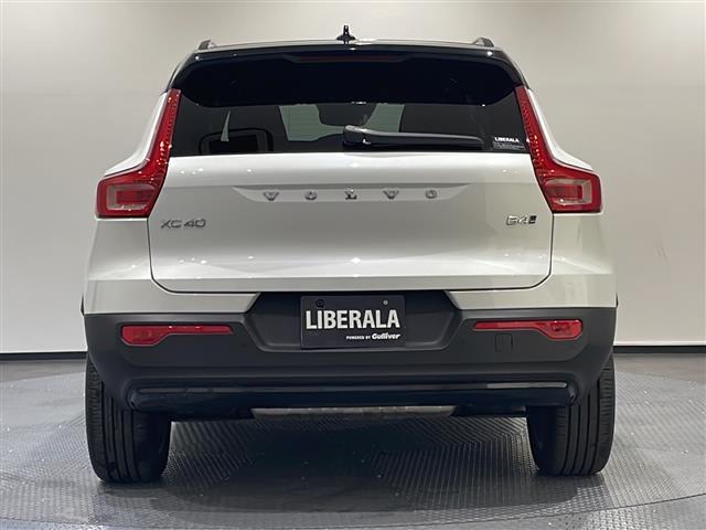 ＸＣ４０ Ｂ４　ＡＷＤ　Ｒデザイン　パノラマサンルーフ　ハーマンカードンサウンドシステム　純正ＨＤＤナビ　フルセグ／ラジオ／ＢＴ　全方位カメラ　ハンズフリー　オープニング／クロージング機構　オートクルーズコントロール（35枚目）