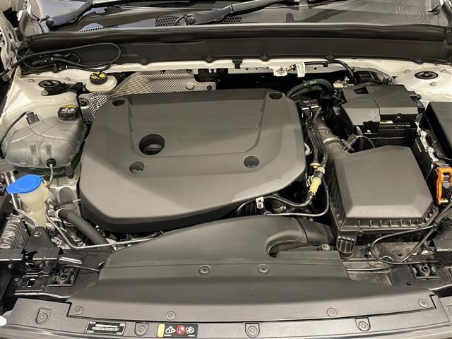 ＸＣ４０ Ｂ４　ＡＷＤ　Ｒデザイン　パノラマサンルーフ　ハーマンカードンサウンドシステム　純正ＨＤＤナビ　フルセグ／ラジオ／ＢＴ　全方位カメラ　ハンズフリー　オープニング／クロージング機構　オートクルーズコントロール（42枚目）