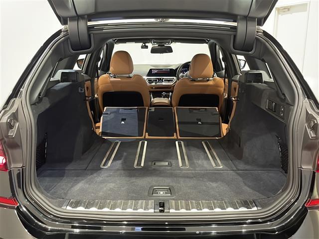 3シリーズ 320d xDriveツーリング Mスポーツ 社外フルセグTVチューナー アクティブ・クルーズ・コントロール DSRC車載器 アンビエントライト ワイヤレス・チャージング アダプティブLEDヘッドライト 360度カメラ ドライブレコーダー(3枚目)