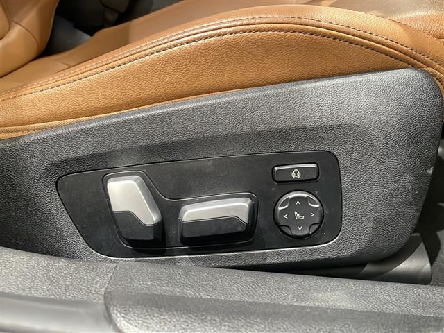 3シリーズ 320d xDriveツーリング Mスポーツ 社外フルセグTVチューナー アクティブ・クルーズ・コントロール DSRC車載器 アンビエントライト ワイヤレス・チャージング アダプティブLEDヘッドライト 360度カメラ ドライブレコーダー(11枚目)