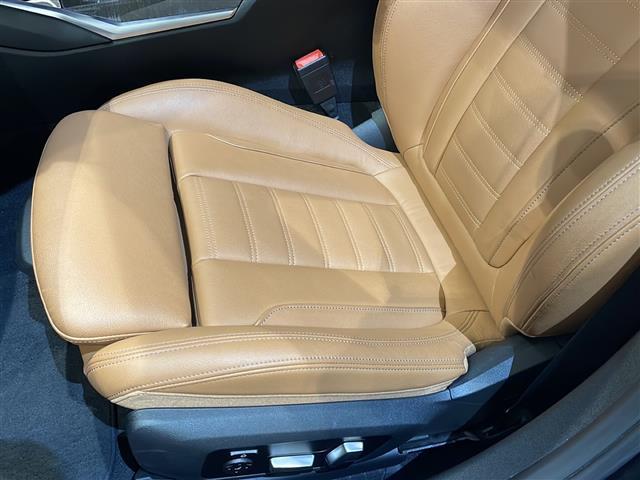 3シリーズ 320d xDriveツーリング Mスポーツ 社外フルセグTVチューナー アクティブ・クルーズ・コントロール DSRC車載器 アンビエントライト ワイヤレス・チャージング アダプティブLEDヘッドライト 360度カメラ ドライブレコーダー(13枚目)