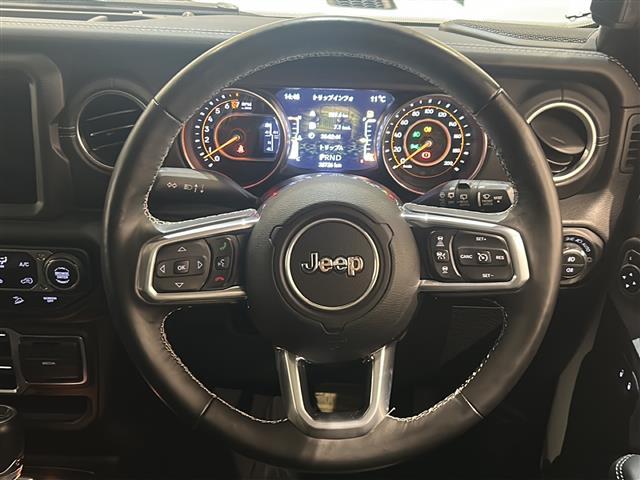 ジープ・ラングラーアンリミテッド サハラ AndroidAuto アダプティブクルーズコントロール アルパイン製プレミアムスピーカー ParkviewTMリアバックアップカメラ ブラインドスポットモニター オートハイビームヘッドライト(6枚目)