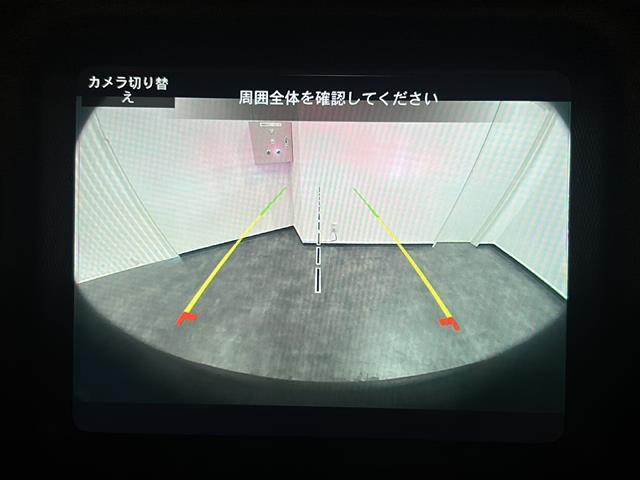 ジープ・ラングラーアンリミテッド サハラ AndroidAuto アダプティブクルーズコントロール アルパイン製プレミアムスピーカー ParkviewTMリアバックアップカメラ ブラインドスポットモニター オートハイビームヘッドライト(11枚目)