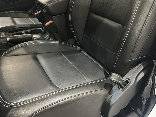 ジープ・ラングラーアンリミテッド サハラ AndroidAuto アダプティブクルーズコントロール アルパイン製プレミアムスピーカー ParkviewTMリアバックアップカメラ ブラインドスポットモニター オートハイビームヘッドライト(23枚目)