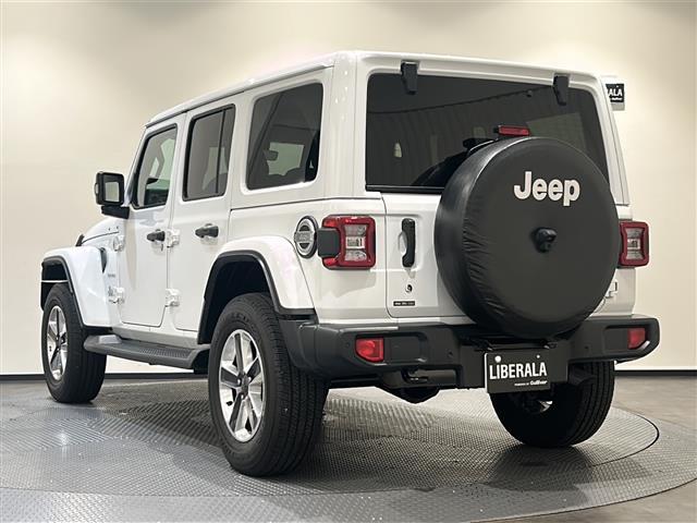 ジープ・ラングラーアンリミテッド サハラ AndroidAuto アダプティブクルーズコントロール アルパイン製プレミアムスピーカー ParkviewTMリアバックアップカメラ ブラインドスポットモニター オートハイビームヘッドライト(36枚目)