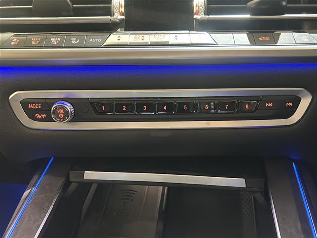 X7 xDrive 35d デザインピュアエクセレンス 電動パノラマ・ガラス・サンルーフ BMWヘッドアップ・ディスプレイ アダプティブ・ヘッドライト マッサージ機能(前席)純正ドライブレコーダー 360°カメラ アクティブ・クルーズ・コントロール(14枚目)