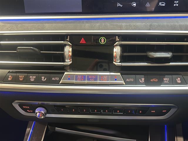 X7 xDrive 35d デザインピュアエクセレンス 電動パノラマ・ガラス・サンルーフ BMWヘッドアップ・ディスプレイ アダプティブ・ヘッドライト マッサージ機能(前席)純正ドライブレコーダー 360°カメラ アクティブ・クルーズ・コントロール(15枚目)