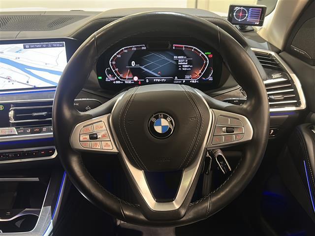 X7 xDrive 35d デザインピュアエクセレンス 電動パノラマ・ガラス・サンルーフ BMWヘッドアップ・ディスプレイ アダプティブ・ヘッドライト マッサージ機能(前席)純正ドライブレコーダー 360°カメラ アクティブ・クルーズ・コントロール(20枚目)
