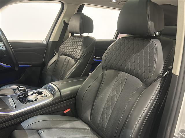 X7 xDrive 35d デザインピュアエクセレンス 電動パノラマ・ガラス・サンルーフ BMWヘッドアップ・ディスプレイ アダプティブ・ヘッドライト マッサージ機能(前席)純正ドライブレコーダー 360°カメラ アクティブ・クルーズ・コントロール(24枚目)