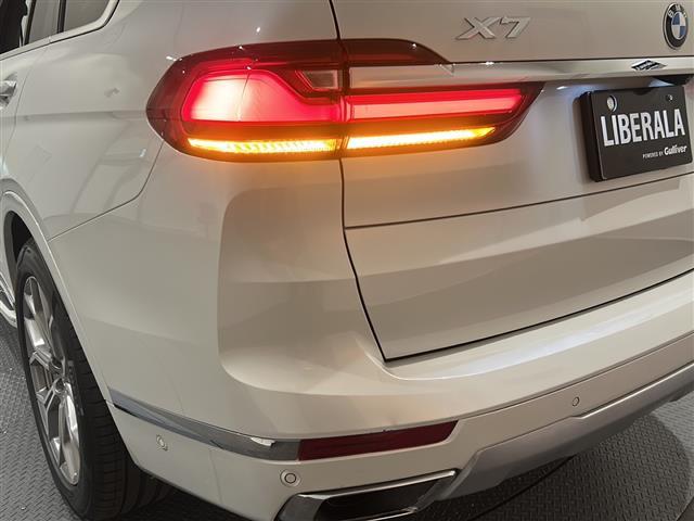 X7 xDrive 35d デザインピュアエクセレンス 電動パノラマ・ガラス・サンルーフ BMWヘッドアップ・ディスプレイ アダプティブ・ヘッドライト マッサージ機能(前席)純正ドライブレコーダー 360°カメラ アクティブ・クルーズ・コントロール(40枚目)