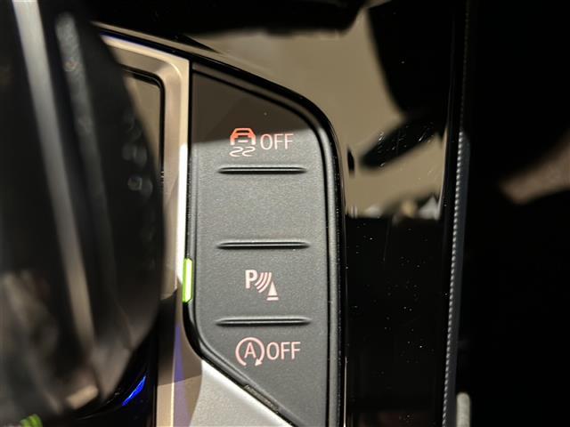 1シリーズ 118i Mスポーツ インテリジェントセーフティ ブラインドスポットモニター 純正ナビ Bluetooth/FM/AM ワイヤレス充電 バックカメラ パワーシート LEDヘッドライト 純正18インチAW(7枚目)