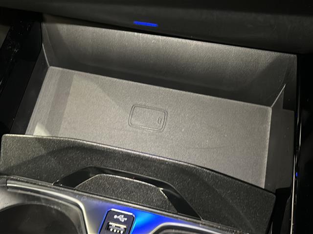 1シリーズ 118i Mスポーツ インテリジェントセーフティ ブラインドスポットモニター 純正ナビ Bluetooth/FM/AM ワイヤレス充電 バックカメラ パワーシート LEDヘッドライト 純正18インチAW(8枚目)