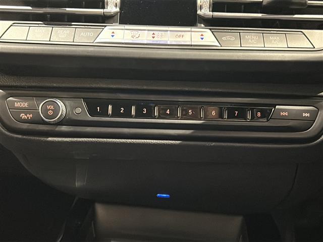 1シリーズ 118i Mスポーツ インテリジェントセーフティ ブラインドスポットモニター 純正ナビ Bluetooth/FM/AM ワイヤレス充電 バックカメラ パワーシート LEDヘッドライト 純正18インチAW(14枚目)