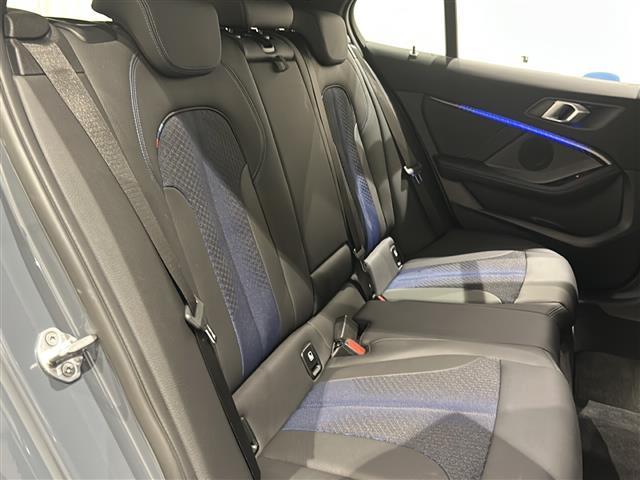 1シリーズ 118i Mスポーツ インテリジェントセーフティ ブラインドスポットモニター 純正ナビ Bluetooth/FM/AM ワイヤレス充電 バックカメラ パワーシート LEDヘッドライト 純正18インチAW(24枚目)