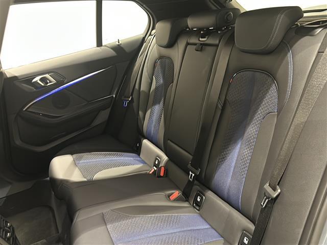 1シリーズ 118i Mスポーツ インテリジェントセーフティ ブラインドスポットモニター 純正ナビ Bluetooth/FM/AM ワイヤレス充電 バックカメラ パワーシート LEDヘッドライト 純正18インチAW(25枚目)