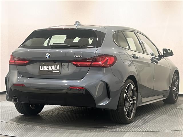 1シリーズ 118i Mスポーツ インテリジェントセーフティ ブラインドスポットモニター 純正ナビ Bluetooth/FM/AM ワイヤレス充電 バックカメラ パワーシート LEDヘッドライト 純正18インチAW(36枚目)