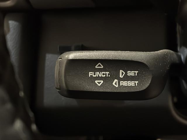 911 911カレラ4 スポーツクロノパッケージ GT3RS仕様バンパー イエローキャリパー RECAROシート 黒革シート 社外ナビ バックカメラ ETC ドラレコ(16枚目)