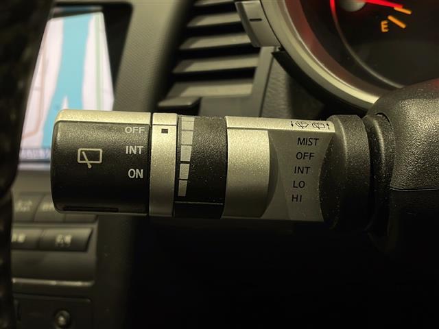 フェアレディＺ バージョンＴ　純正ナビ　ＥＴＣ　ドラレコ　黒革シート（10枚目）