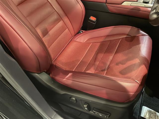 全国納車可能※です！全国のＬＩＢＥＲＡＬＡ、もしくはガリバーグループ直営店舗のどこでも納車が可能※です。※車両運搬費がかかります。