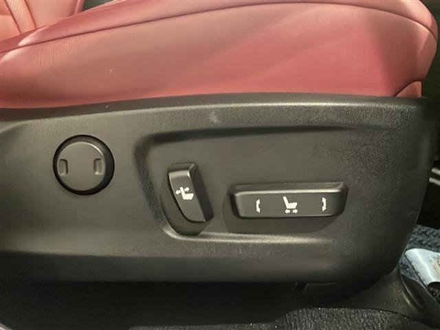 直接ご来店が難しいお客様にも、詳細写真等お送りできます。まずはお気軽にお問い合わせ下さい。