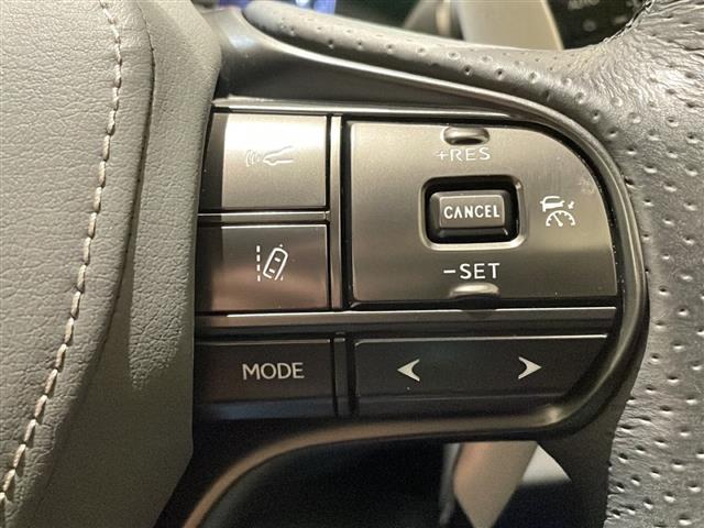 LC LC500h Sパッケージ 純正ナビ レーダークルーズコントロール レーンキーピングアシスト ブラインドスポットモニター プリクラッシュセーフティ オートマチックハイビーム 21インチ鍛造アルミ アクティブリヤウイング ETC(11枚目)