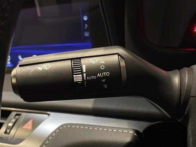 LC LC500h Sパッケージ 純正ナビ レーダークルーズコントロール レーンキーピングアシスト ブラインドスポットモニター プリクラッシュセーフティ オートマチックハイビーム 21インチ鍛造アルミ アクティブリヤウイング ETC(20枚目)